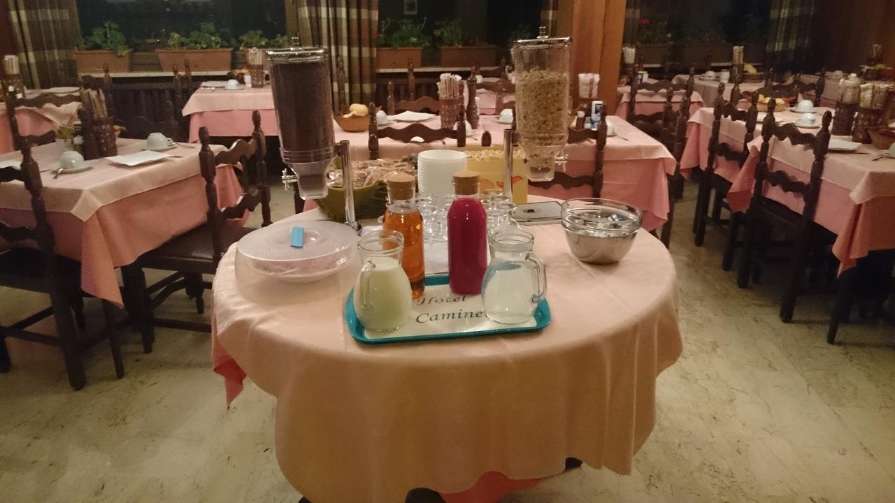 Hotel Al Caminetto Valtournenche Bagian luar foto